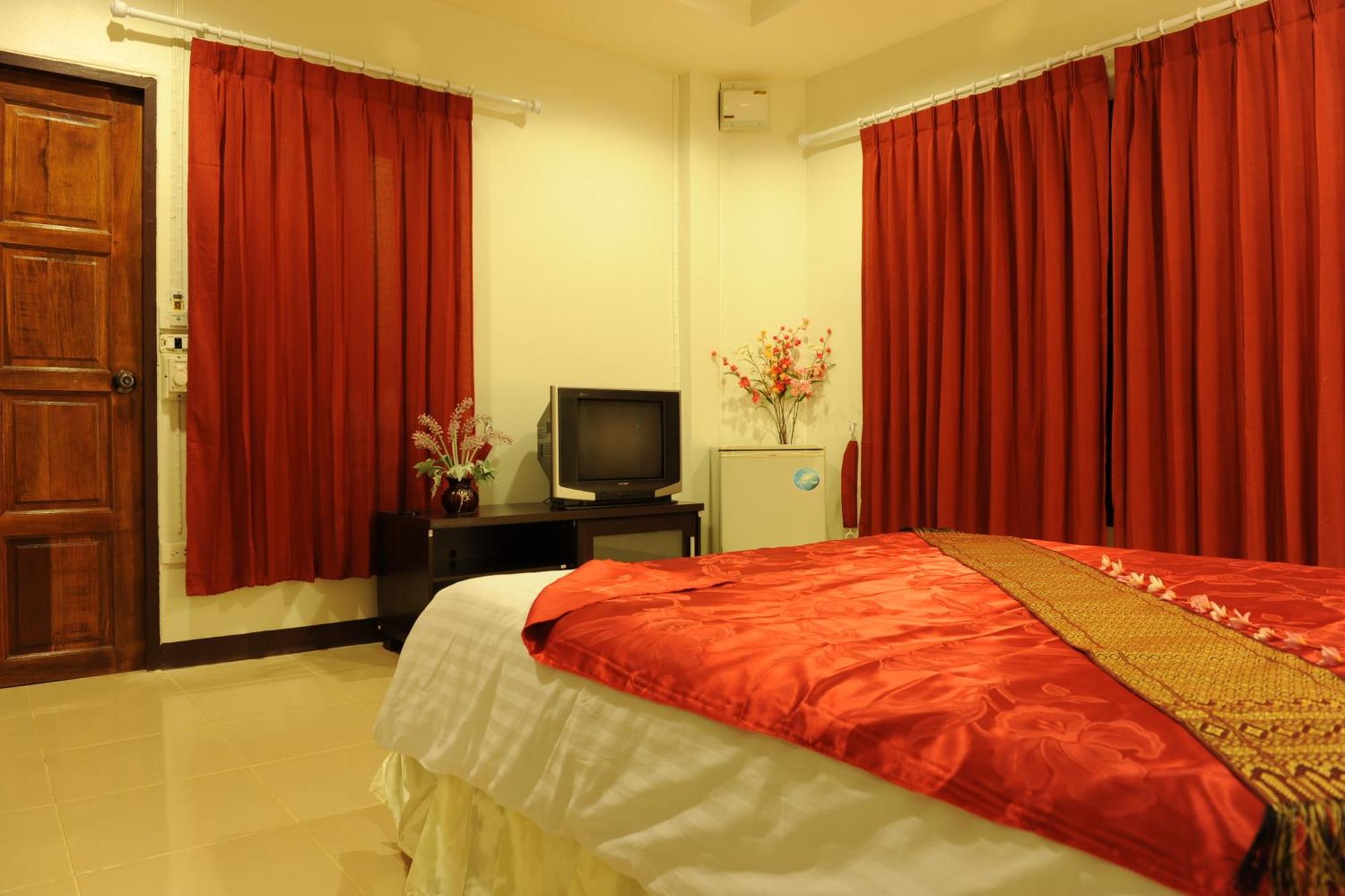 Moonwalk Lanta Resort Koh Lanta Bagian luar foto