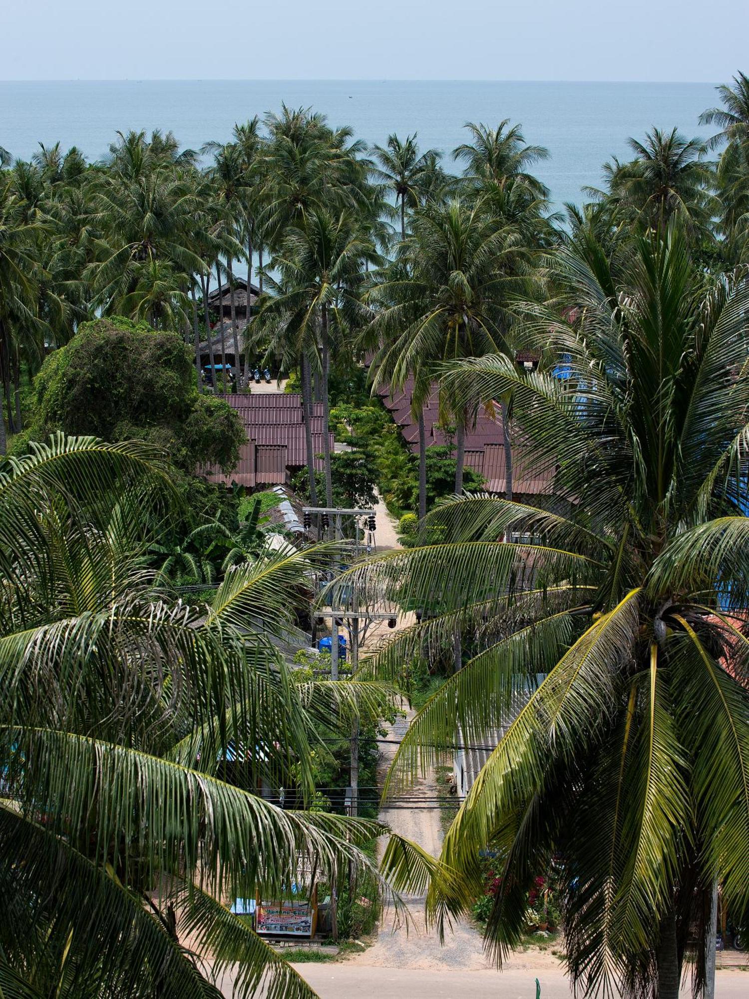 Moonwalk Lanta Resort Koh Lanta Bagian luar foto
