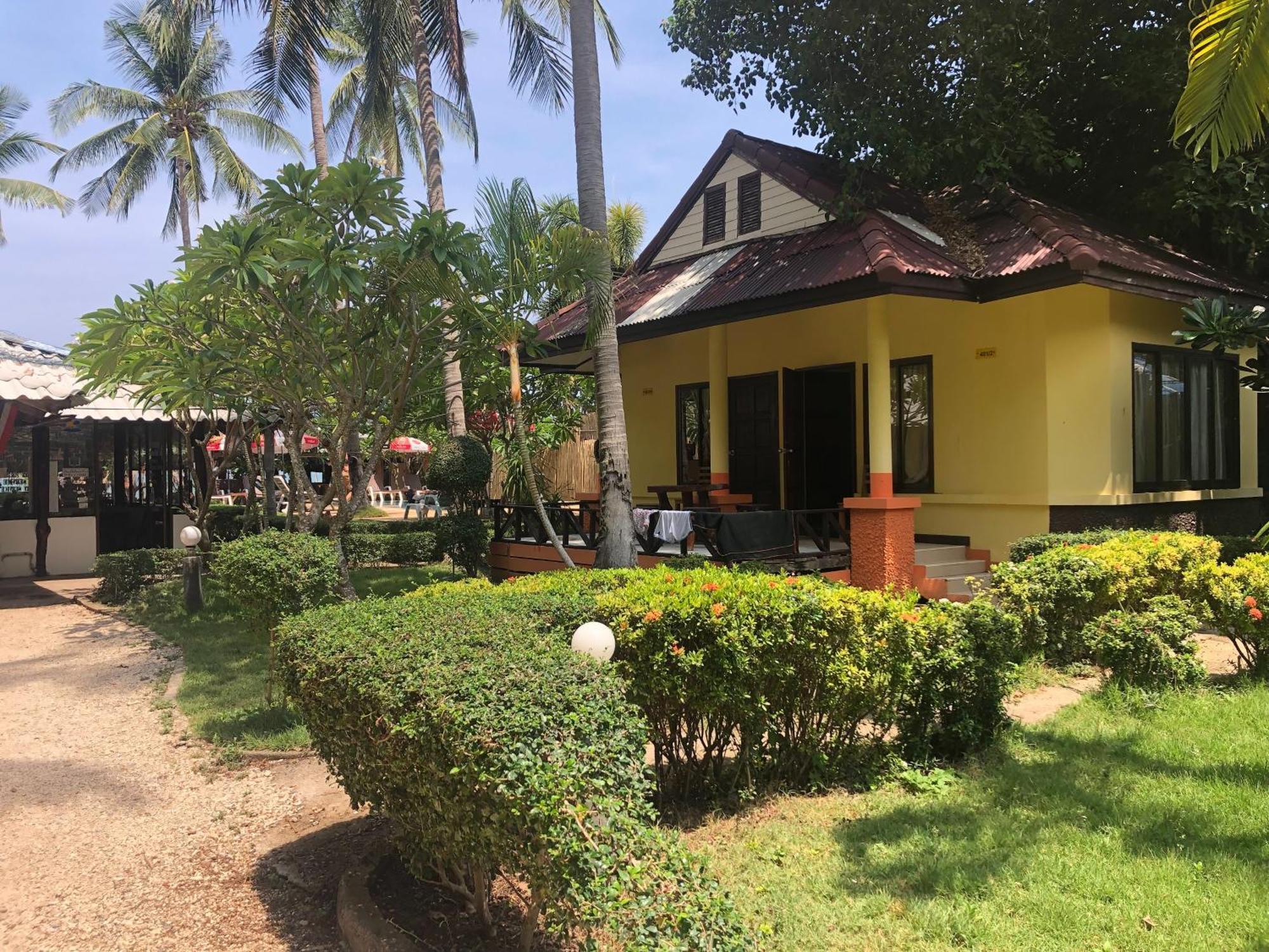 Moonwalk Lanta Resort Koh Lanta Bagian luar foto