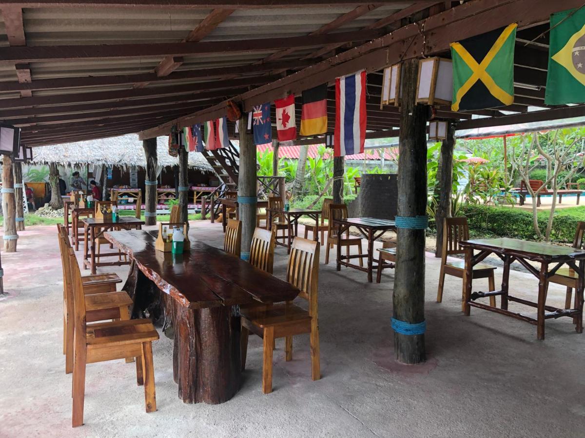 Moonwalk Lanta Resort Koh Lanta Bagian luar foto