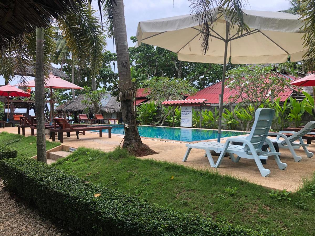 Moonwalk Lanta Resort Koh Lanta Bagian luar foto